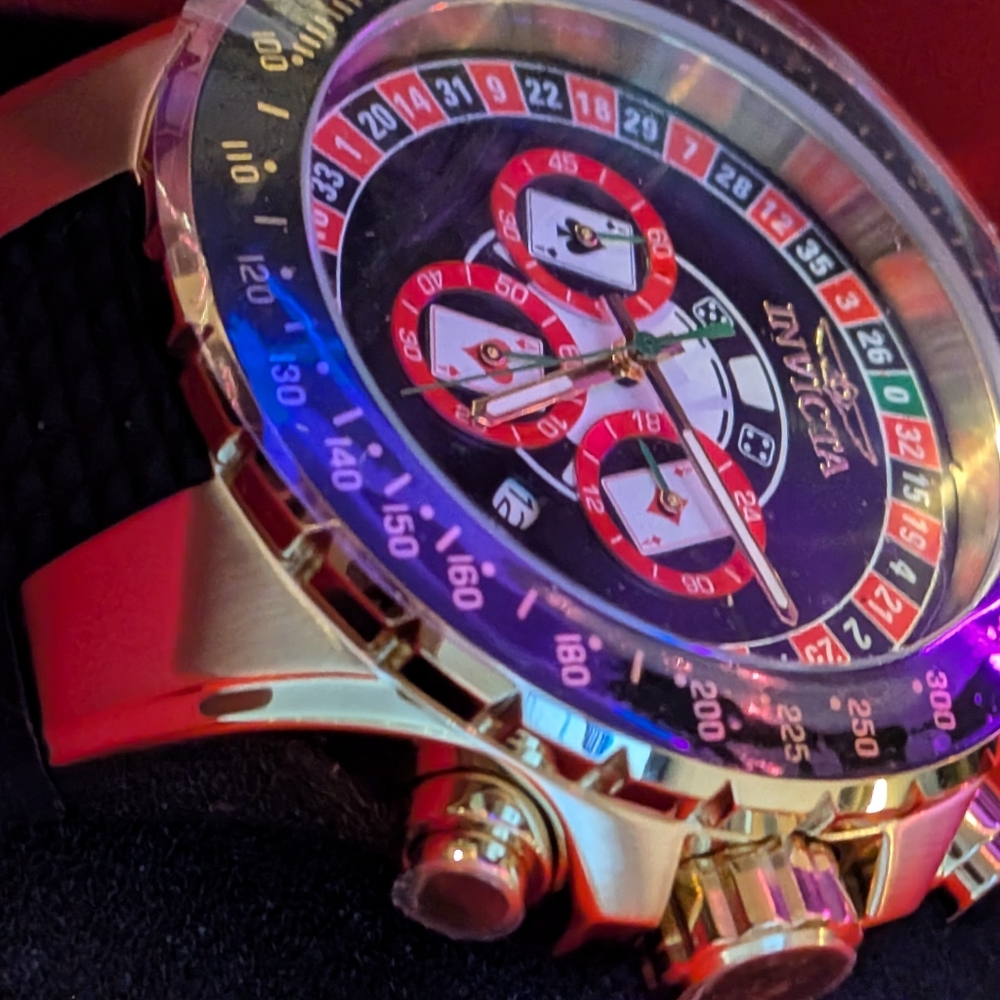 Invicta Roulette Gambling Watch - Picture 5 of 6